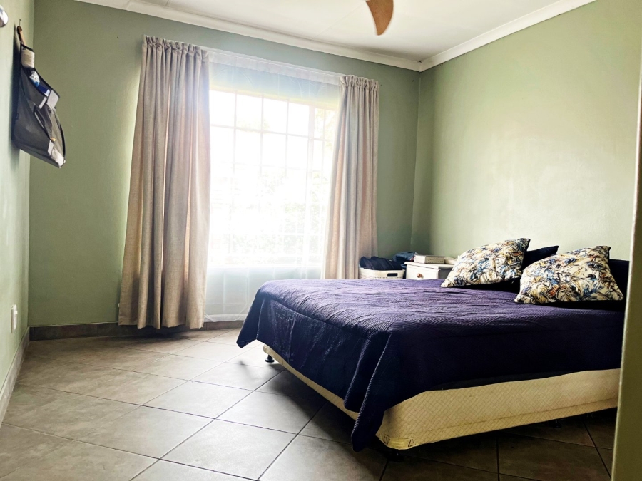 2 Bedroom Property for Sale in Eldoraigne Gauteng
