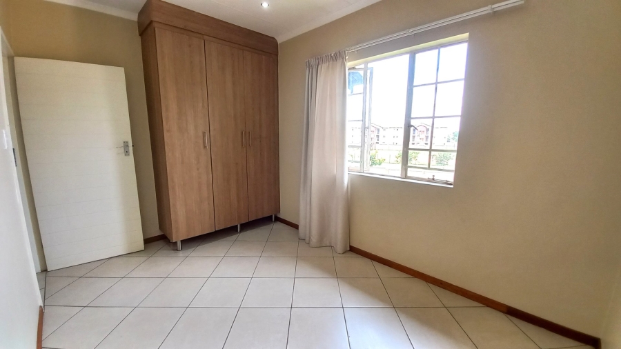 To Let 2 Bedroom Property for Rent in Monavoni Gauteng