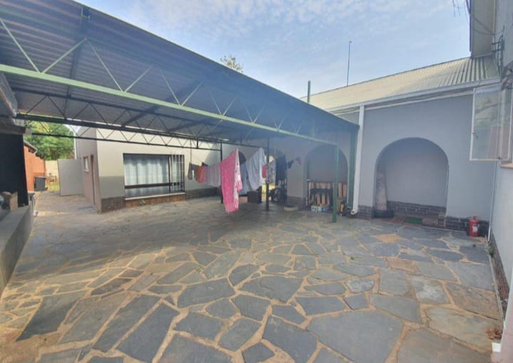 4 Bedroom Property for Sale in Muckleneuk Gauteng