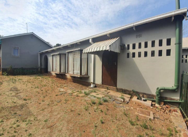 4 Bedroom Property for Sale in Muckleneuk Gauteng