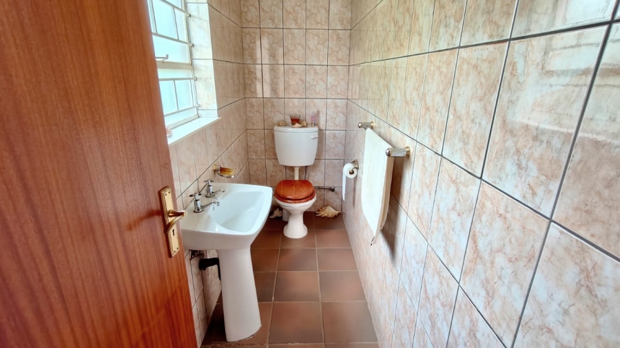 4 Bedroom Property for Sale in Vaal Marina Gauteng