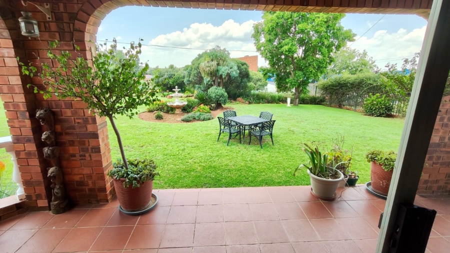 4 Bedroom Property for Sale in Vaal Marina Gauteng