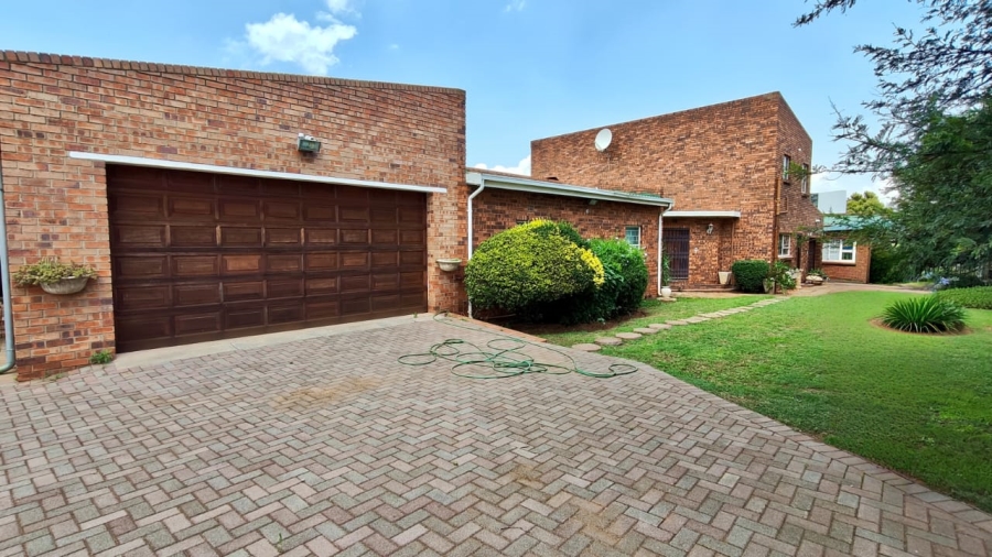 4 Bedroom Property for Sale in Vaal Marina Gauteng