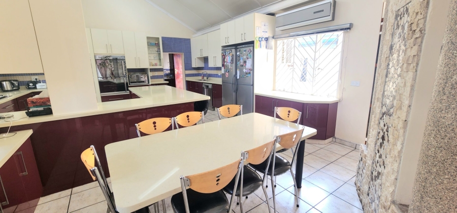 5 Bedroom Property for Sale in Claudius Gauteng