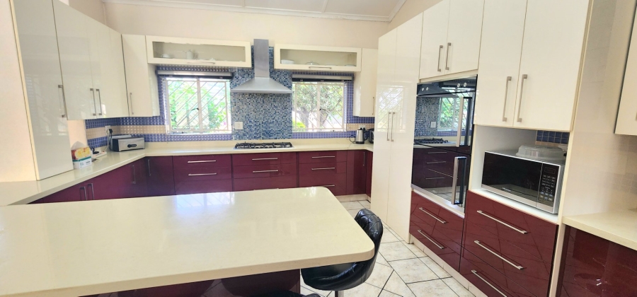 5 Bedroom Property for Sale in Claudius Gauteng