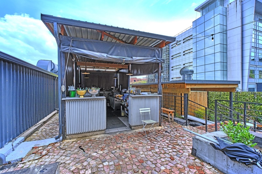 1 Bedroom Property for Sale in Sandown Gauteng