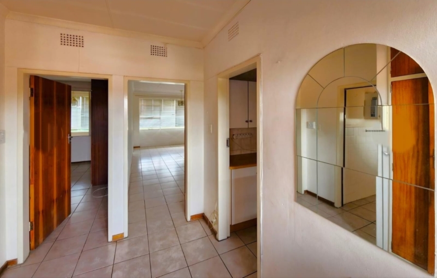 2 Bedroom Property for Sale in Strubenvale Gauteng
