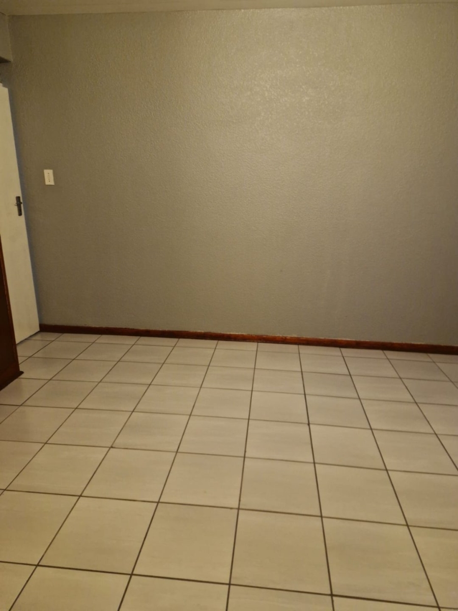 To Let 2 Bedroom Property for Rent in Primrose Gauteng