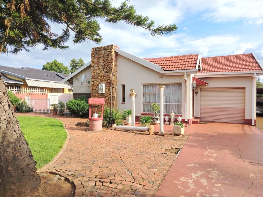 3 Bedroom Property for Sale in Silverton Gauteng
