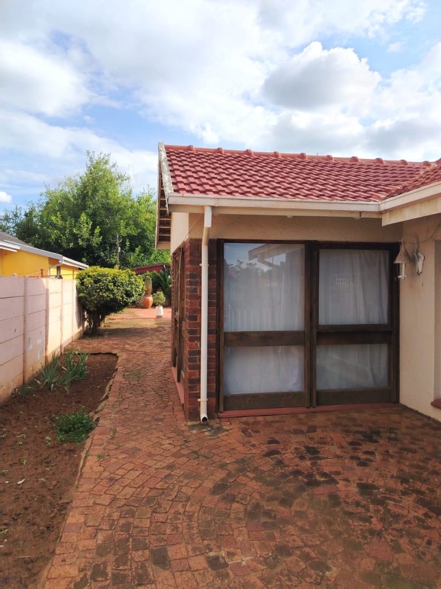 3 Bedroom Property for Sale in Silverton Gauteng