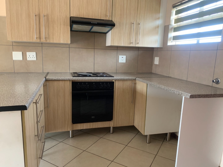 To Let 2 Bedroom Property for Rent in Sagewood Gauteng