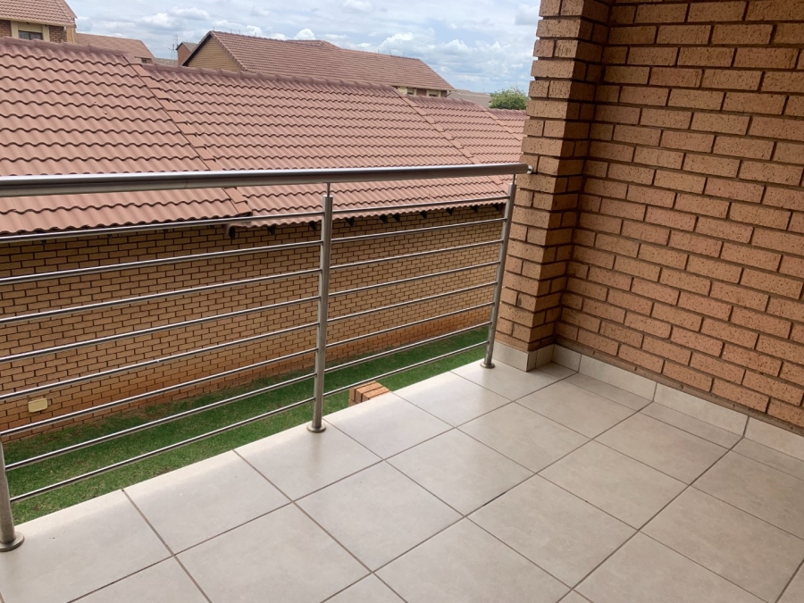 To Let 2 Bedroom Property for Rent in Sagewood Gauteng