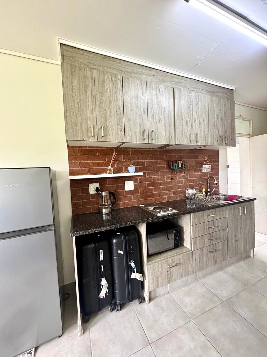 To Let 1 Bedroom Property for Rent in Clubview Gauteng