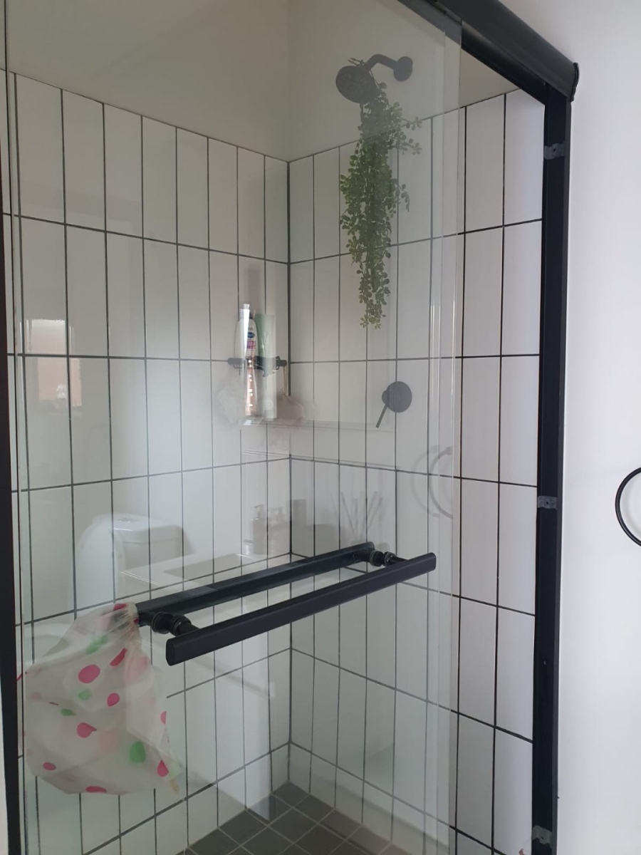 To Let 1 Bedroom Property for Rent in Linbro Park Gauteng