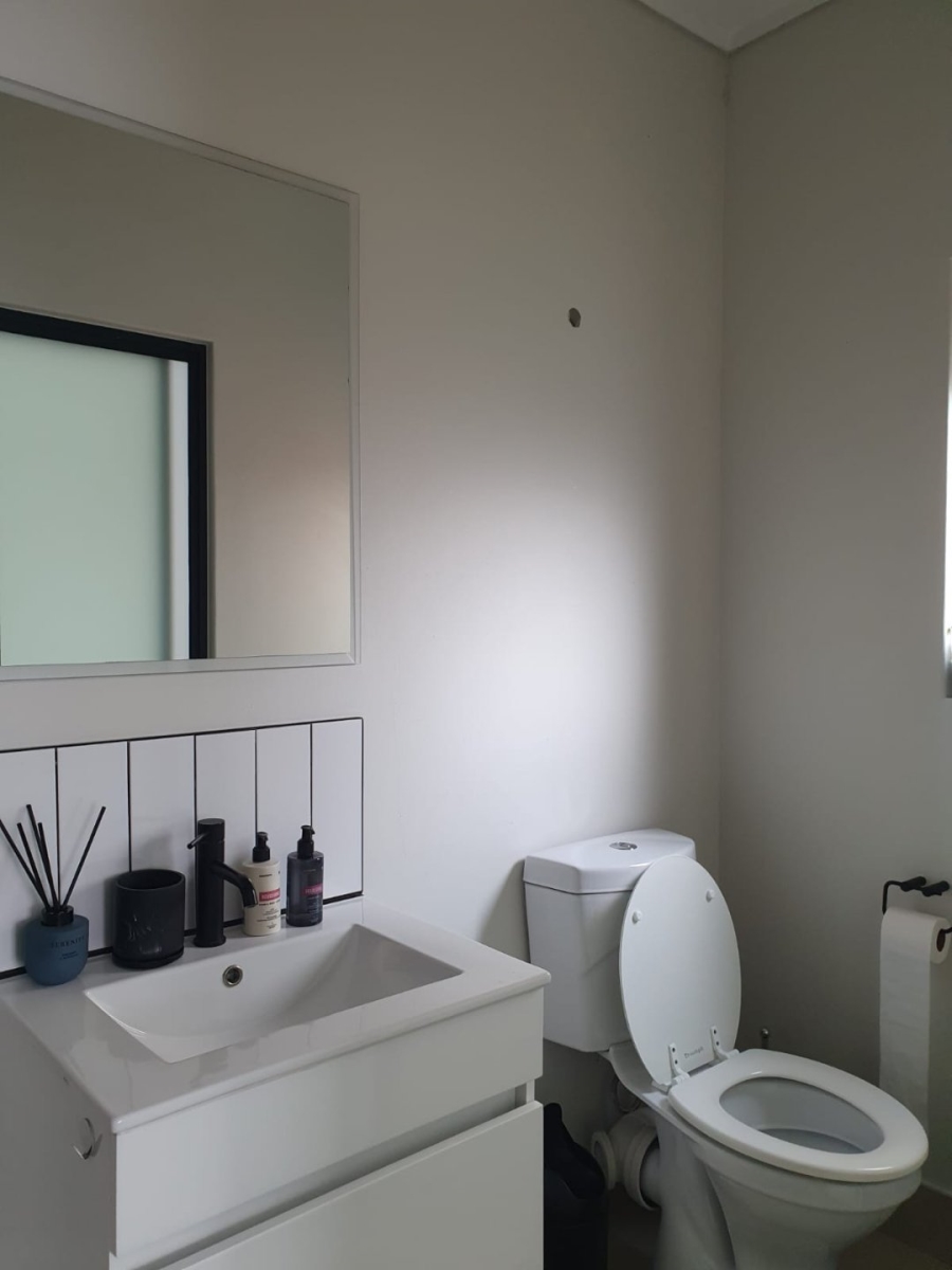 To Let 1 Bedroom Property for Rent in Linbro Park Gauteng