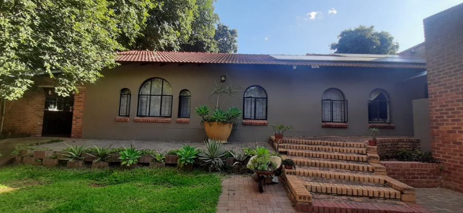 4 Bedroom Property for Sale in Florauna Gauteng