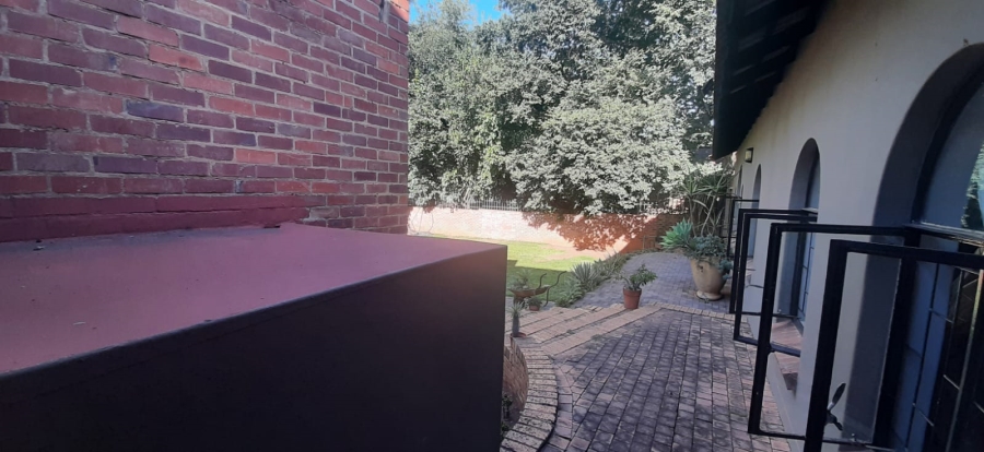 4 Bedroom Property for Sale in Florauna Gauteng