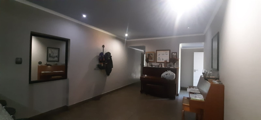 4 Bedroom Property for Sale in Florauna Gauteng