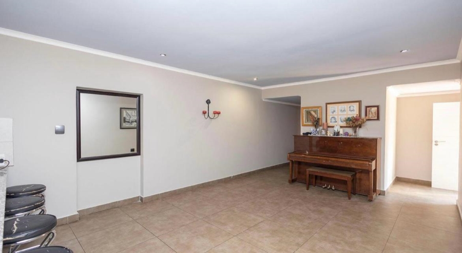 4 Bedroom Property for Sale in Florauna Gauteng