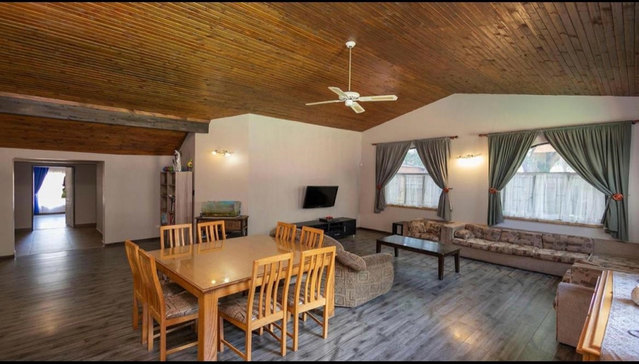 4 Bedroom Property for Sale in Florauna Gauteng