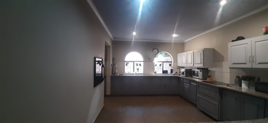 4 Bedroom Property for Sale in Florauna Gauteng