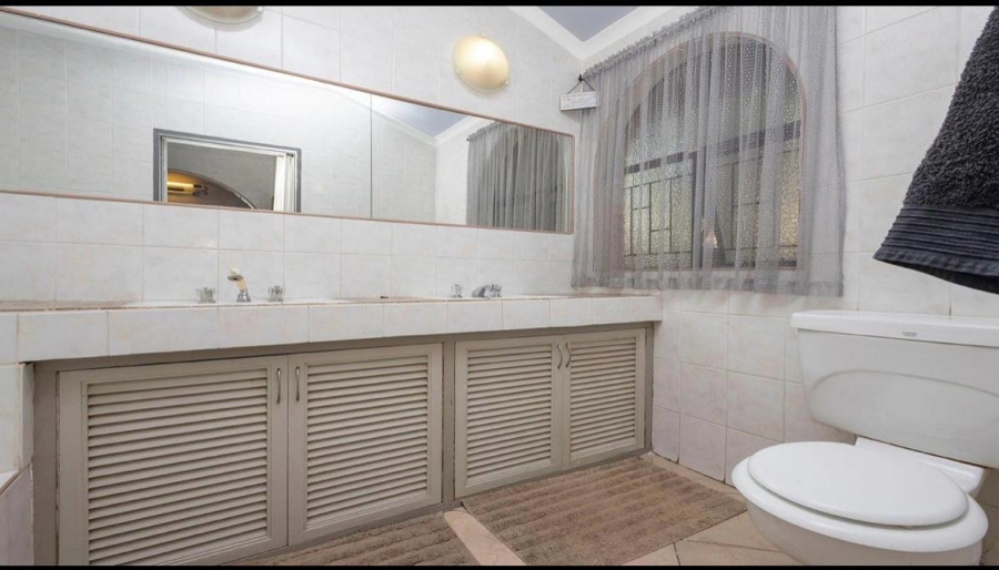 4 Bedroom Property for Sale in Florauna Gauteng