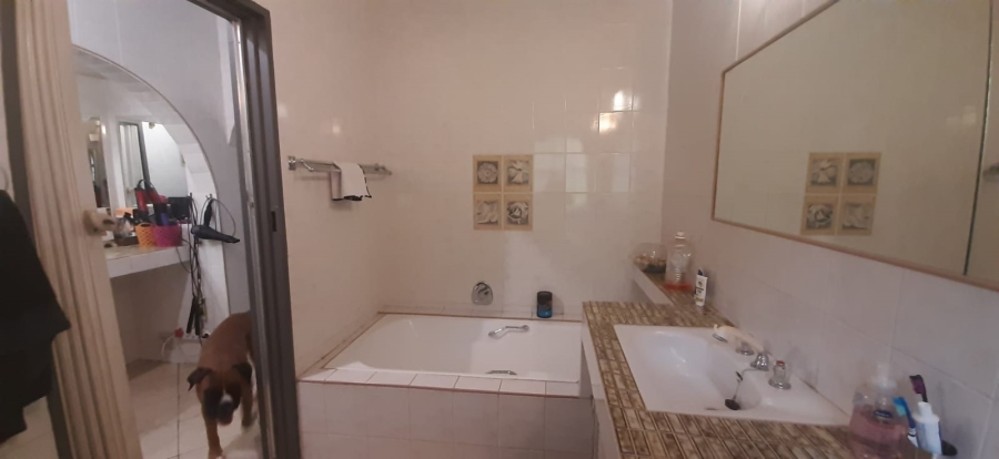 4 Bedroom Property for Sale in Florauna Gauteng