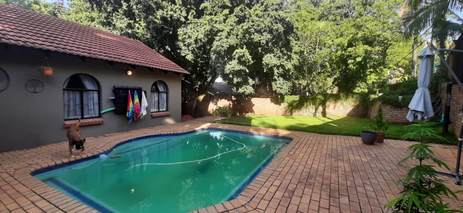 4 Bedroom Property for Sale in Florauna Gauteng