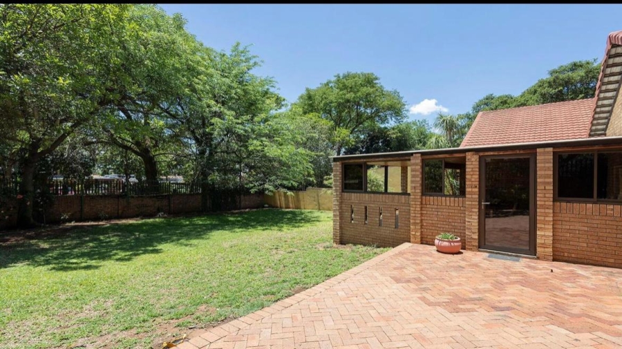 4 Bedroom Property for Sale in Florauna Gauteng