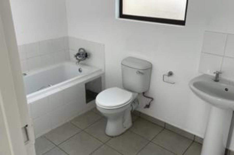 4 Bedroom Property for Sale in Windmill Park Gauteng