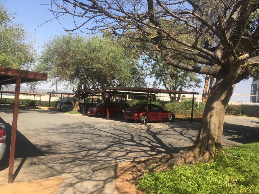 2 Bedroom Property for Sale in Bloubosrand Gauteng