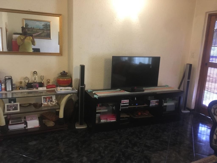 2 Bedroom Property for Sale in Bloubosrand Gauteng