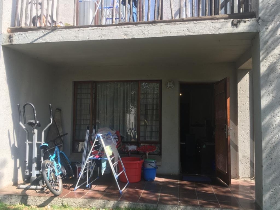 2 Bedroom Property for Sale in Bloubosrand Gauteng