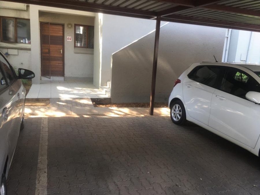 2 Bedroom Property for Sale in Bloubosrand Gauteng