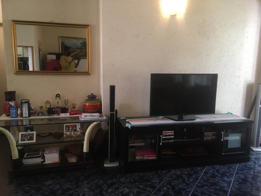 2 Bedroom Property for Sale in Bloubosrand Gauteng