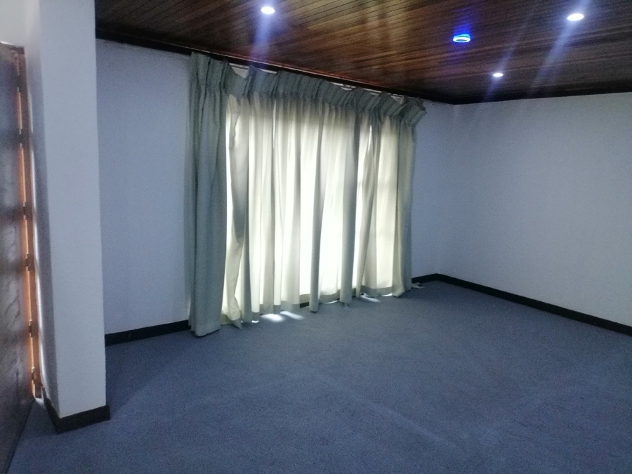 To Let 3 Bedroom Property for Rent in Reigerpark Gauteng