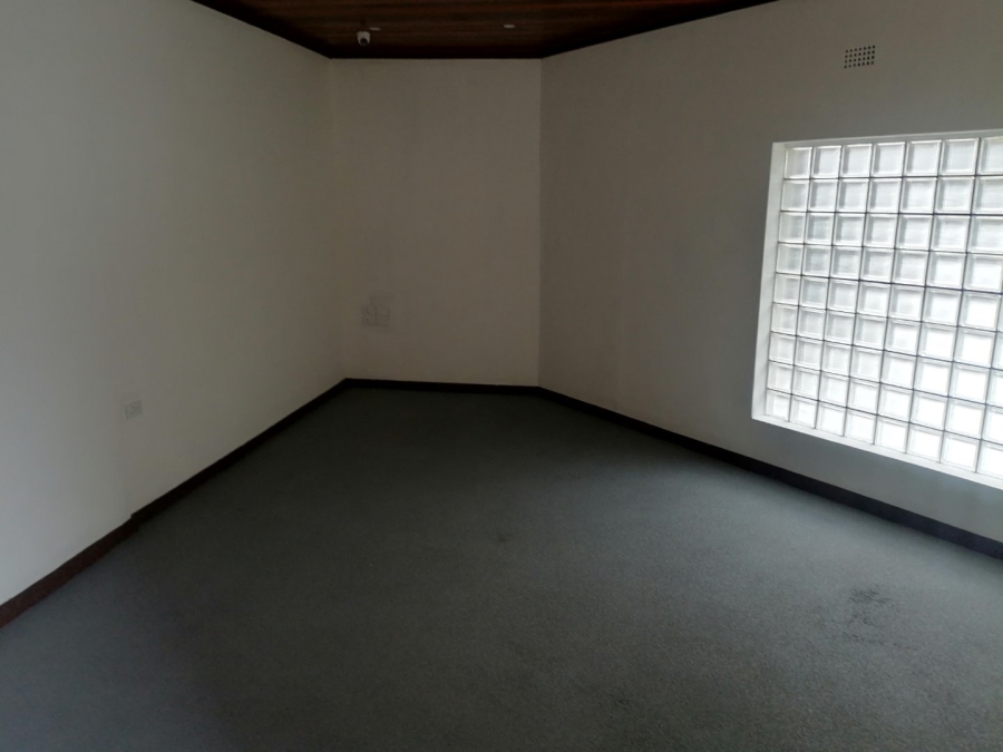 To Let 3 Bedroom Property for Rent in Reigerpark Gauteng