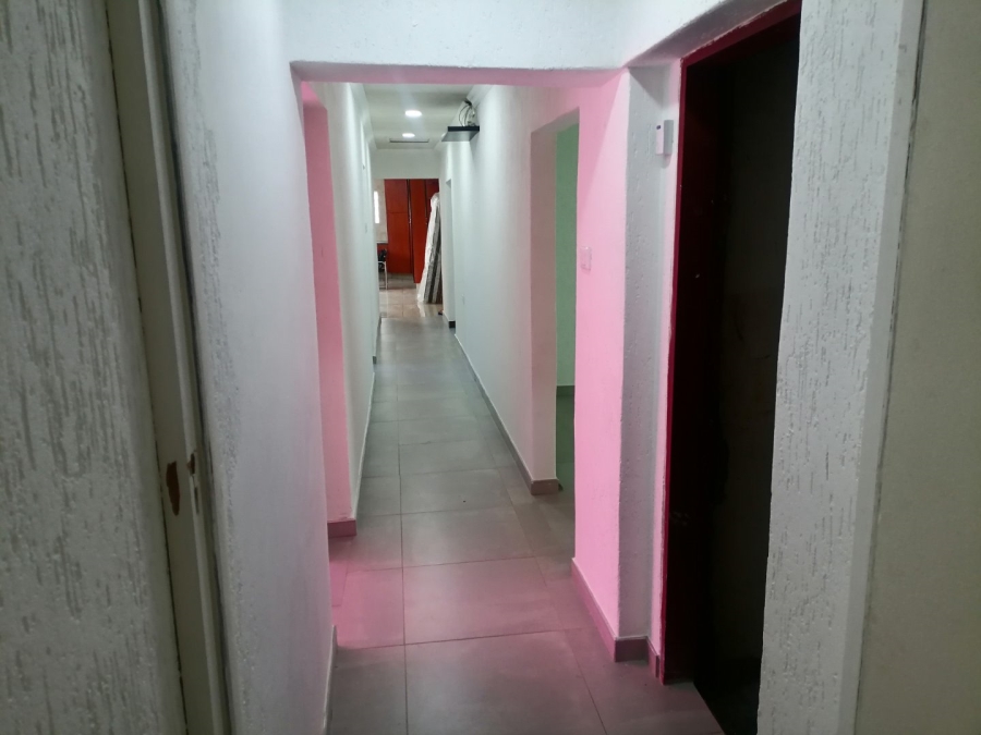 To Let 3 Bedroom Property for Rent in Reigerpark Gauteng