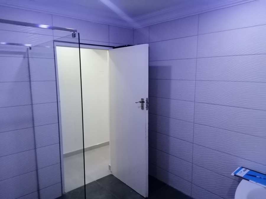 To Let 3 Bedroom Property for Rent in Reigerpark Gauteng