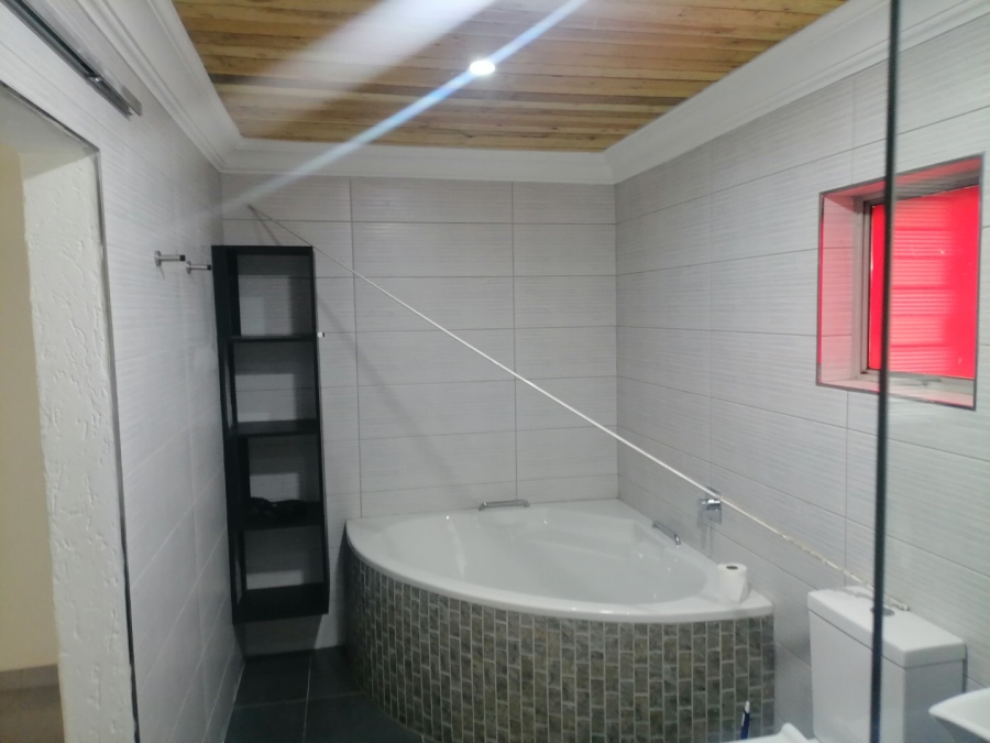 To Let 3 Bedroom Property for Rent in Reigerpark Gauteng