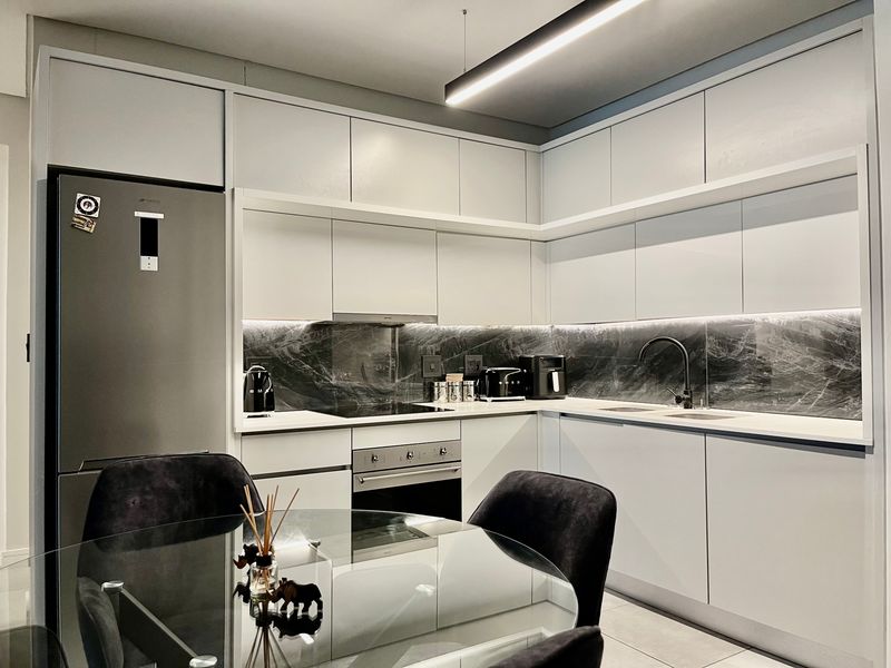 To Let 2 Bedroom Property for Rent in Waterfall Gauteng