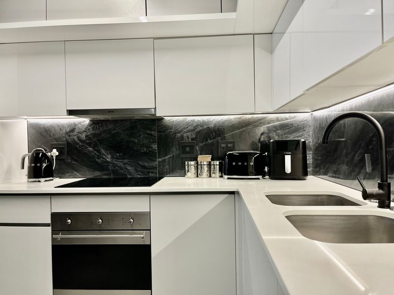 To Let 2 Bedroom Property for Rent in Waterfall Gauteng