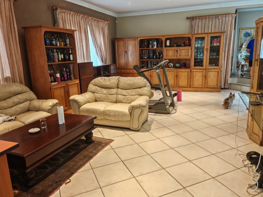 4 Bedroom Property for Sale in Observatory Gauteng