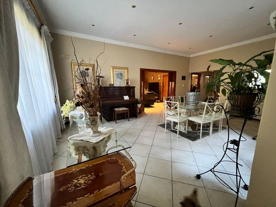 4 Bedroom Property for Sale in Observatory Gauteng