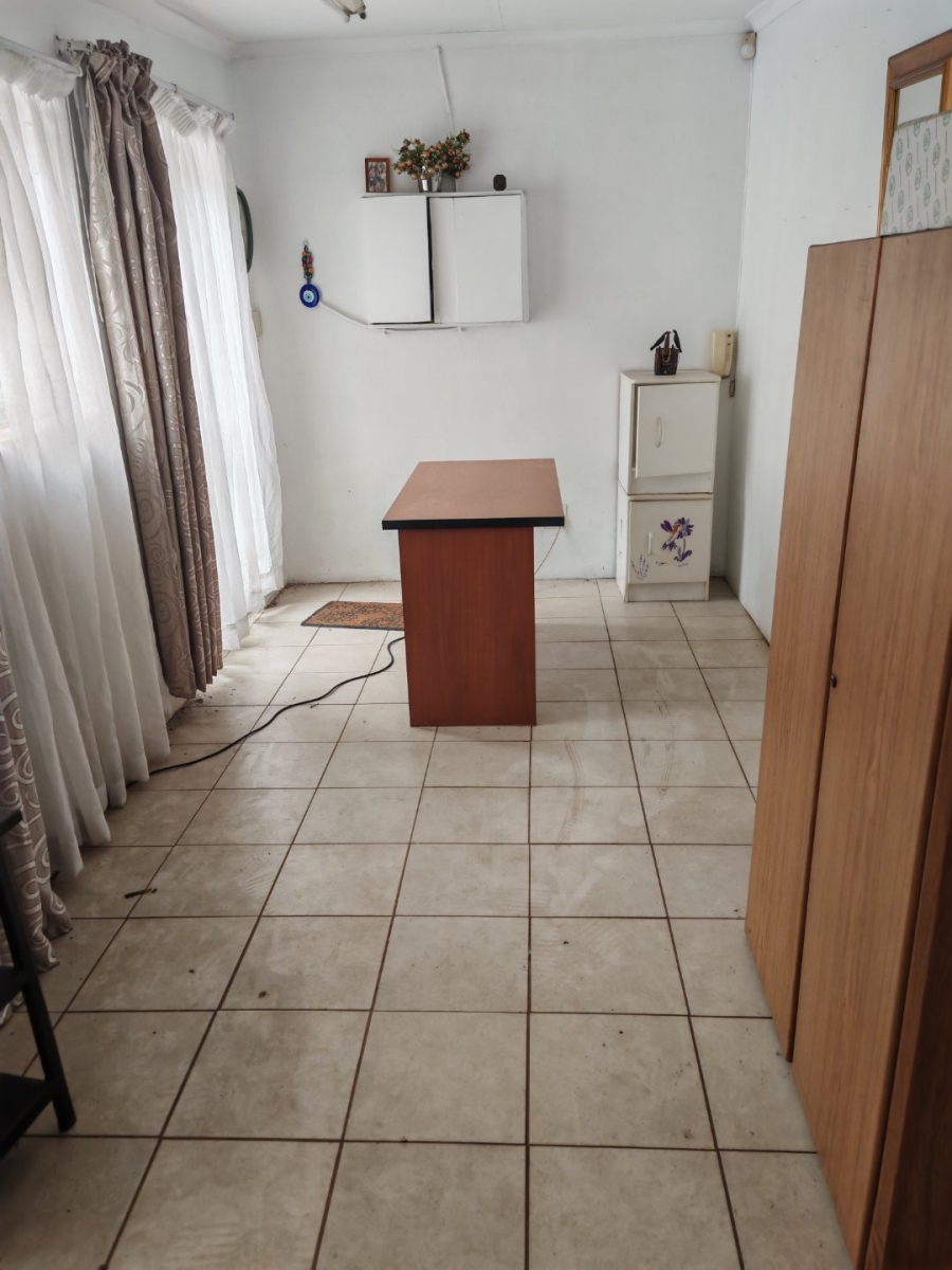 4 Bedroom Property for Sale in Observatory Gauteng