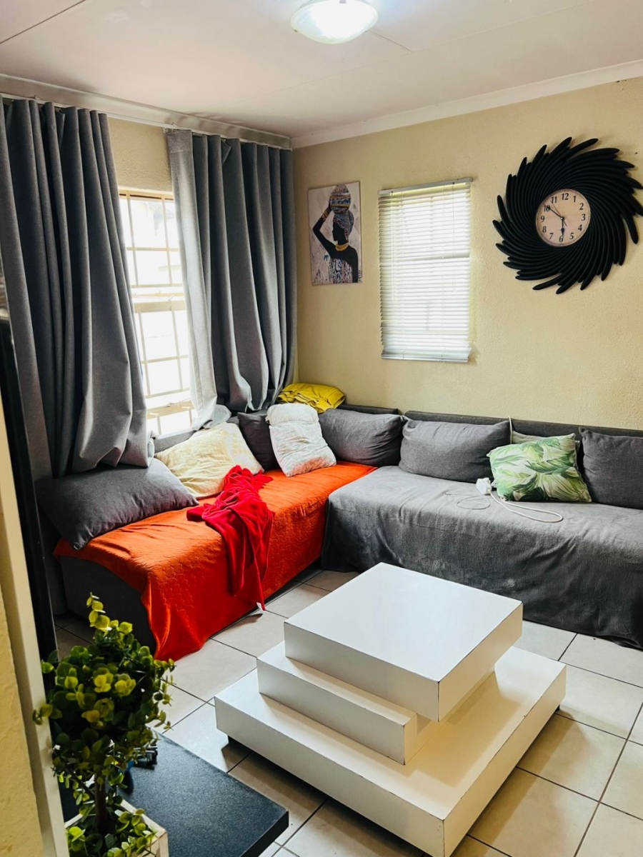 To Let 3 Bedroom Property for Rent in Alberton Central Gauteng