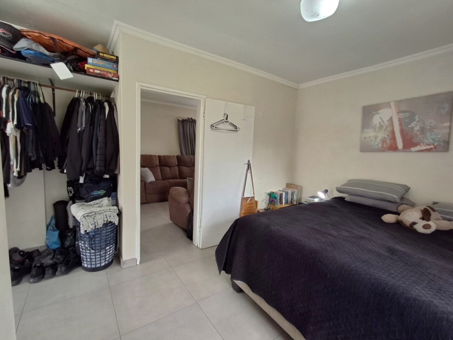 2 Bedroom Property for Sale in Eldoraigne Gauteng