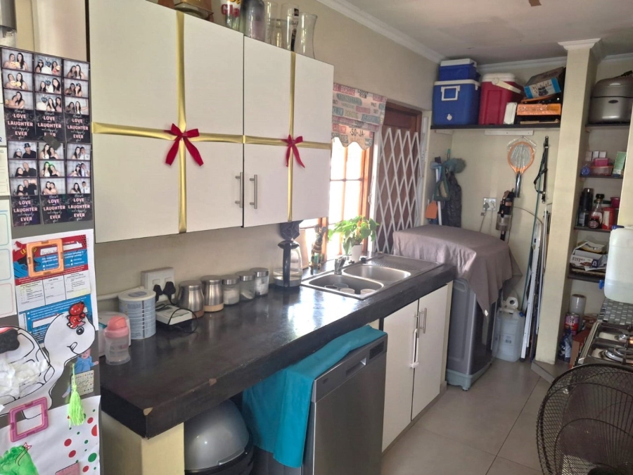 2 Bedroom Property for Sale in Eldoraigne Gauteng