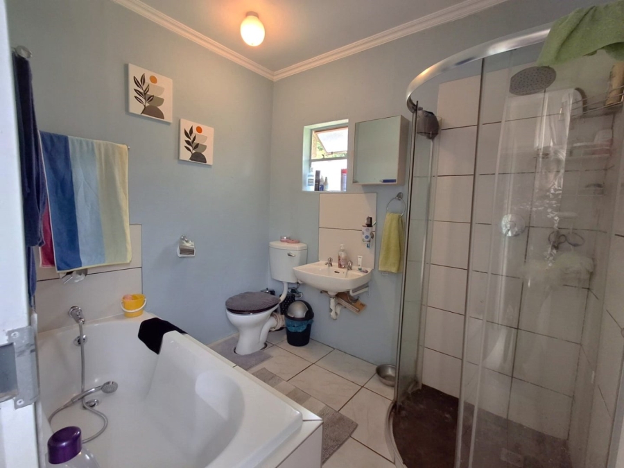 2 Bedroom Property for Sale in Eldoraigne Gauteng