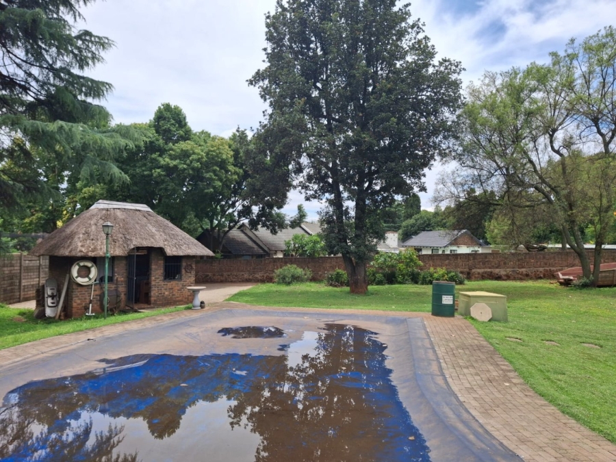 2 Bedroom Property for Sale in Eldoraigne Gauteng